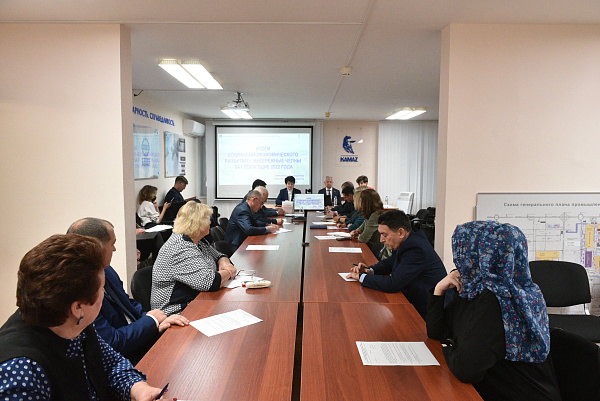 Подписан договор о сотрудничестве между профсоюзами и городом