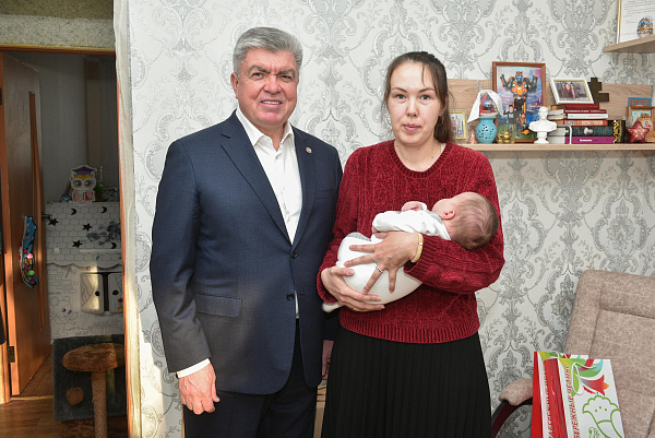 Мэр города посетил семью мобилизованного