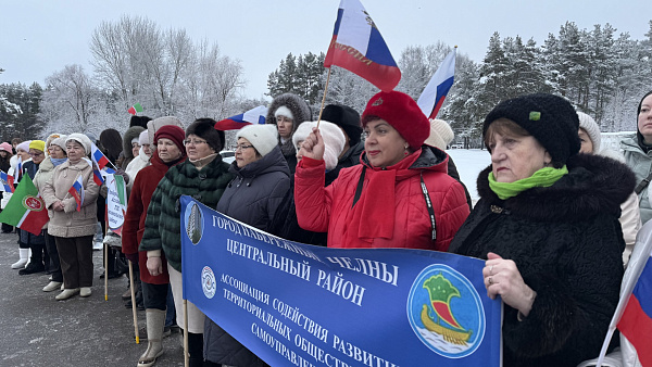 Из Набережных Челнов отправили более 150 тонн шефской помощи