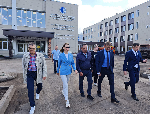 В Набережных Челнах продолжается капитальный ремонт автомеханического техникума