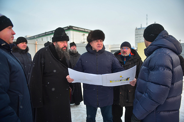 Наил Мәһдиев булачак Воскресенск кафедраль соборын төзү урынын карады