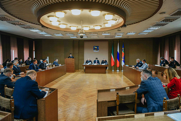 Полосы для торможения установят на опасных разворотах в Челнах