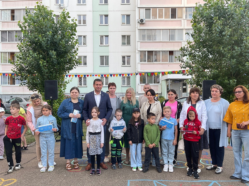 В 36 микрорайоне прошел праздник добрососедства