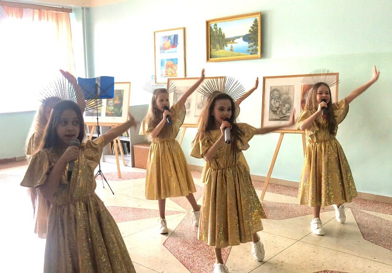 Юная челнинка открыла свою выставку