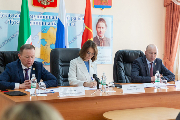 Альфия Когогина провела выездное заседание по вопросам реализации программы социальной газификации в Республике Татарстан