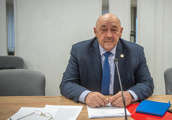 До Нового года осталось 20 дней