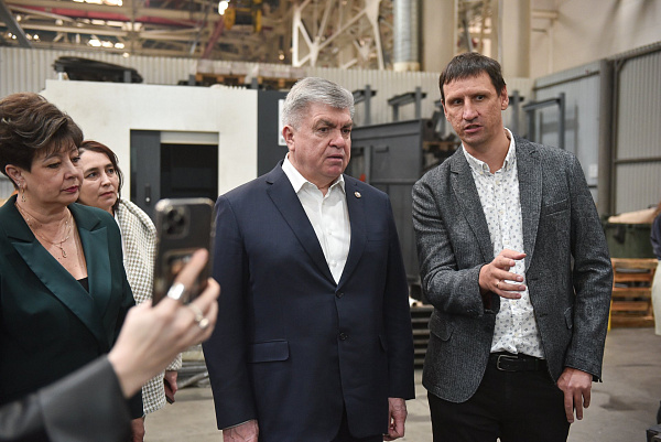 Наил Мәһдиев “Үсеш” сәнәгать паркына керергә заявка биргән предприятиеләрдә булды