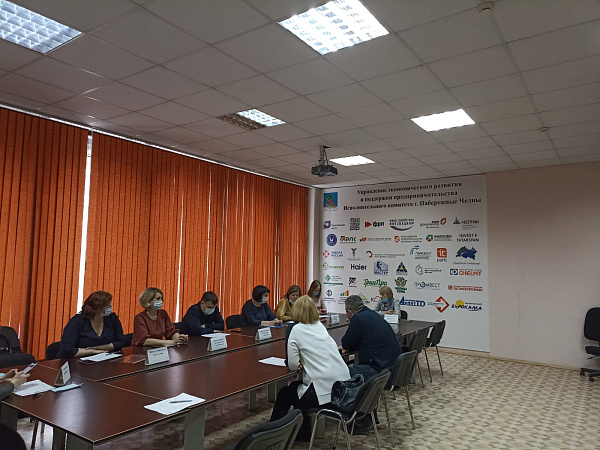 Руководителям челнинских предприятий рекомендовано поднять зарплату
