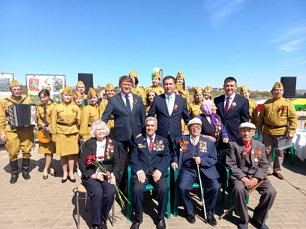 В День Победы набережная им.Г.Тукая стала одной из концертных площадок города