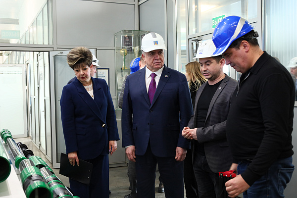 Наиль Магдеев посетил два челнинских предприятия