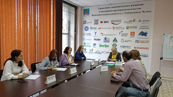 Состоялось заседание комиссии по повышению уровня жизни населения