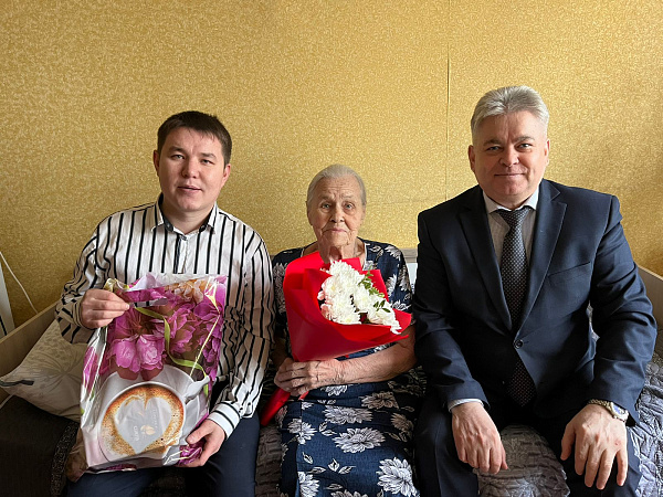 Ветеранов Великой Отечественной войны поздравили с юбилеями