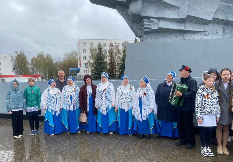 В Набережных Челнах прошла акция "Голубой трамвай - навстречу Победе"