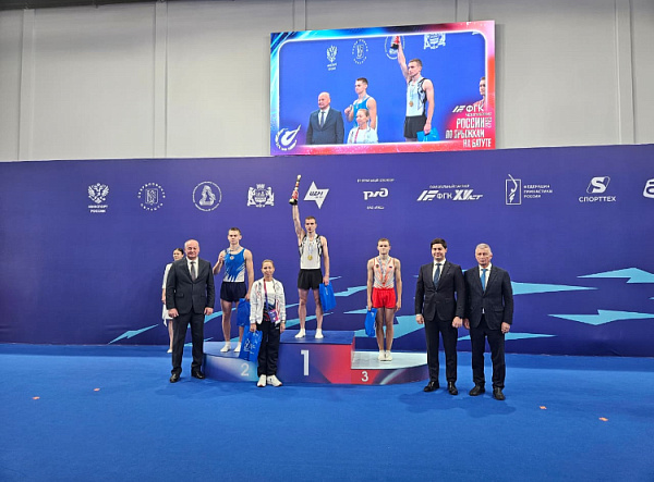 Чаллы спортчысы батутта сикерү буенча Россия чемпионы булды