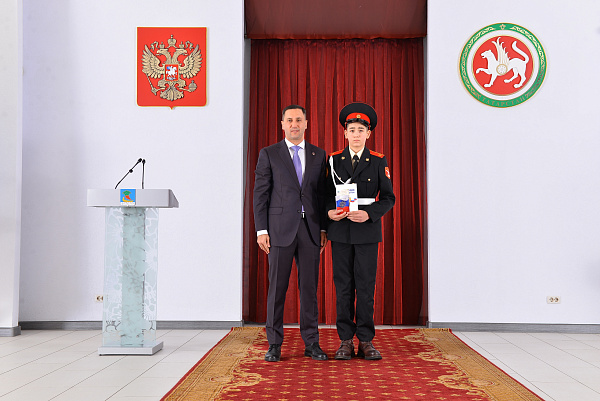Яшь чаллылыларга паспорт тапшырдылар