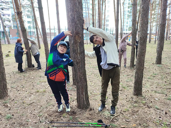 10 000 шагов к жизни: День здоровья провели в центре «Доверие»