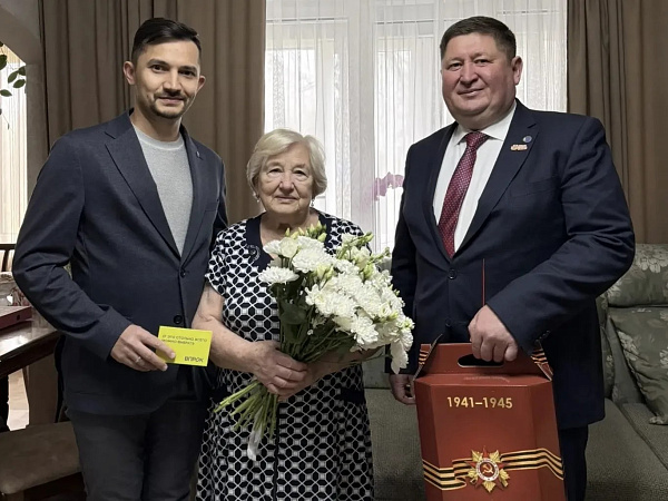 Ветеранов Автозаводского района поздравили с Днём Победы
