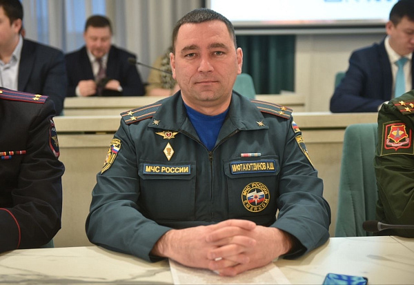 Чаллылыларга пиротехник эшләнмәләрдән файдаланганда куркынычсызлык кагыйдәләре турында искә төшерәләр